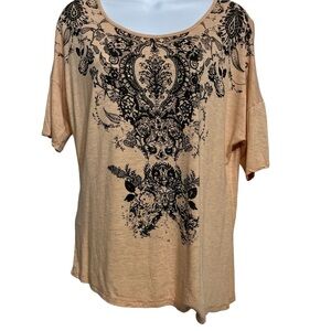 Daytrip embellished tee size medium